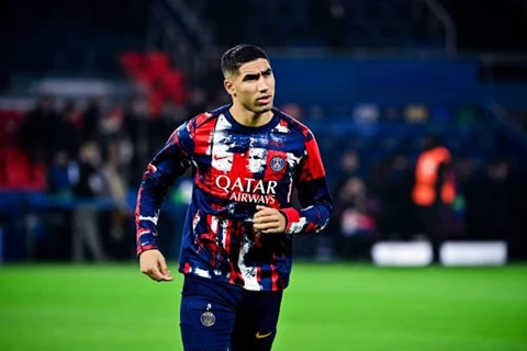 اكتساح محلي ونجاح قاري.. ماذا قدم أشرف حكيمي ليفوز بجائزة أفضل لاعب أفريقي؟